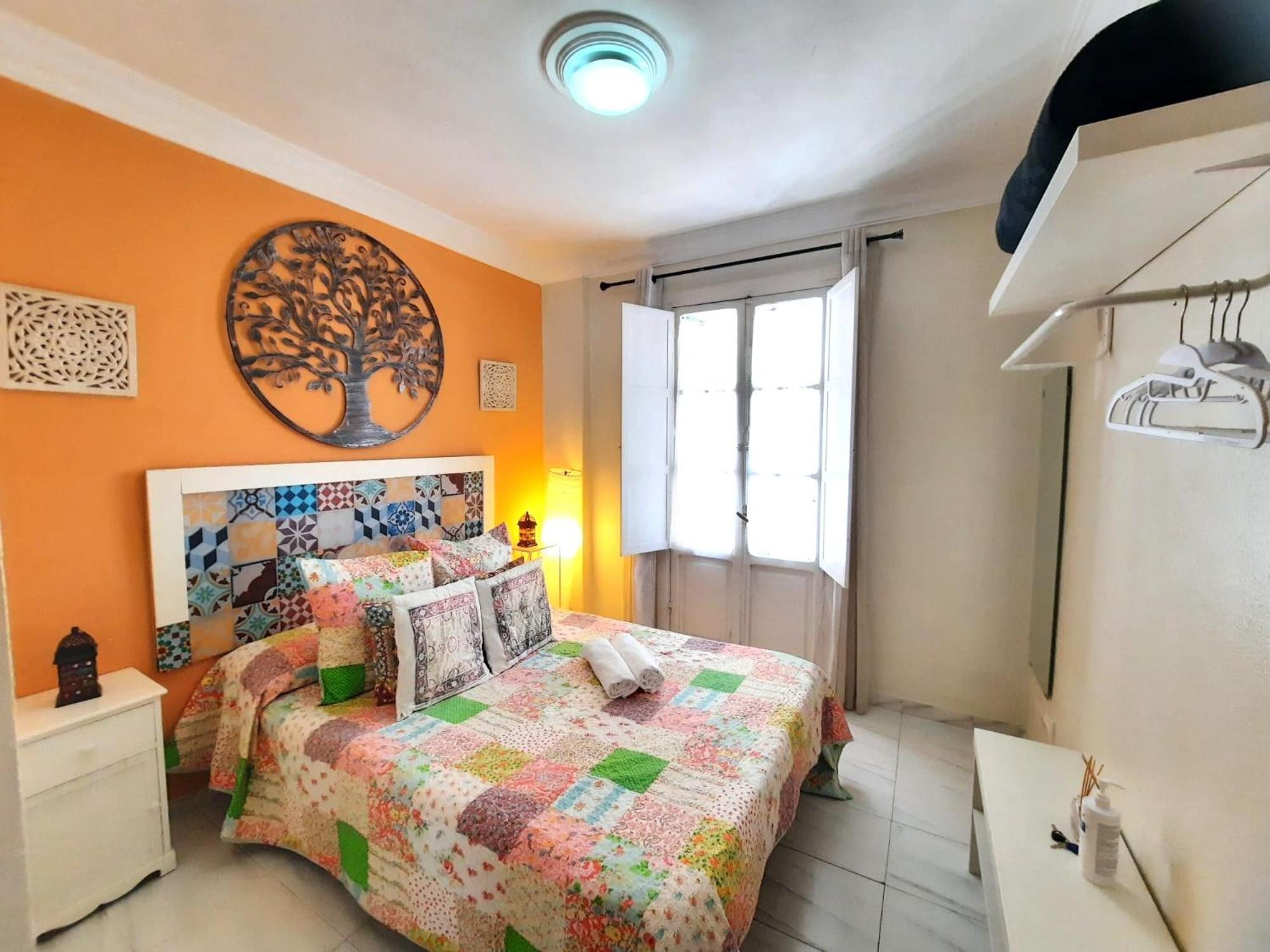Budget And Cute Rooms With Balcony Sevilla Center Exteriér fotografie
