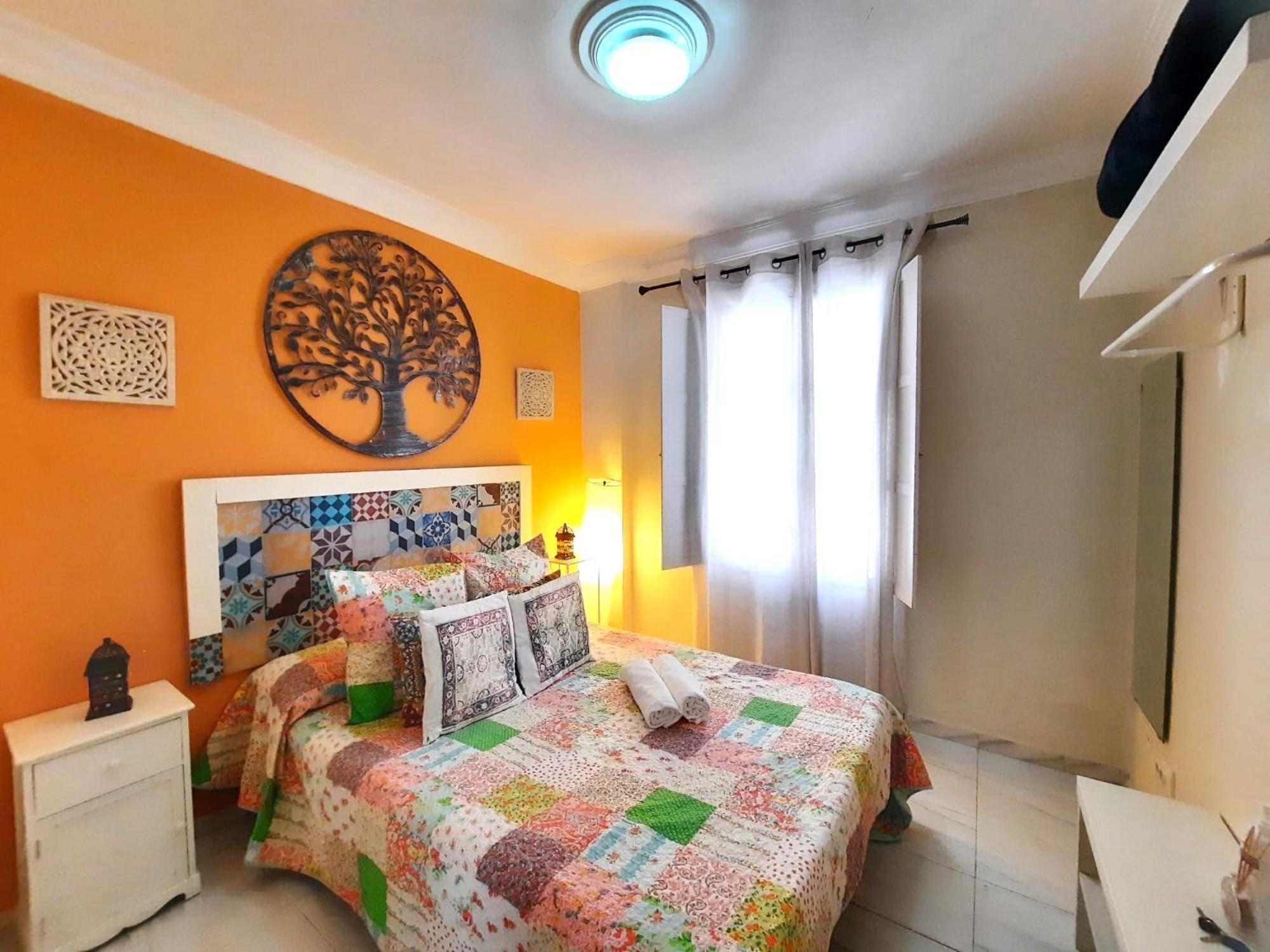 Budget And Cute Rooms With Balcony Sevilla Center Exteriér fotografie