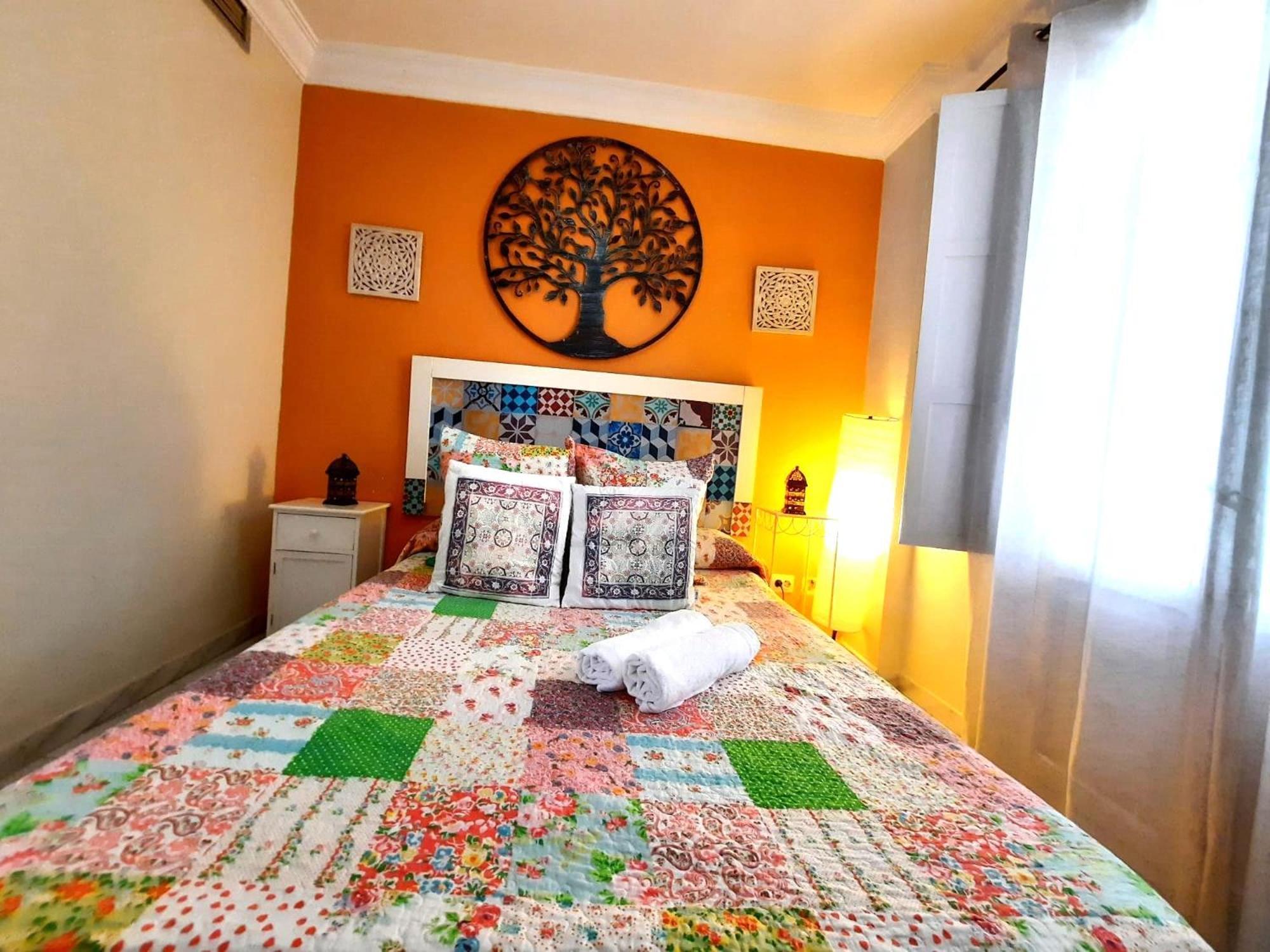 Budget And Cute Rooms With Balcony Sevilla Center Exteriér fotografie