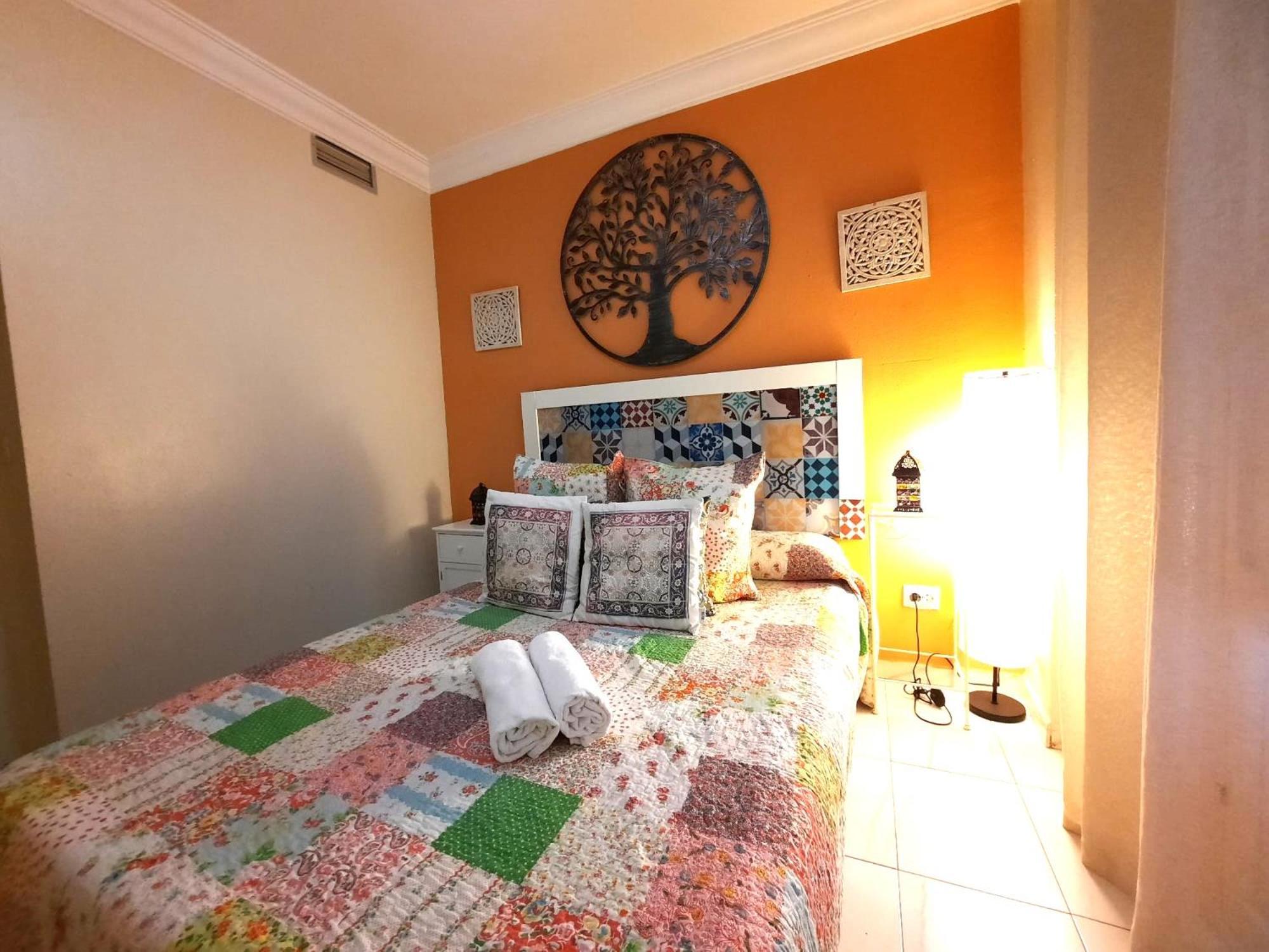 Budget And Cute Rooms With Balcony Sevilla Center Exteriér fotografie